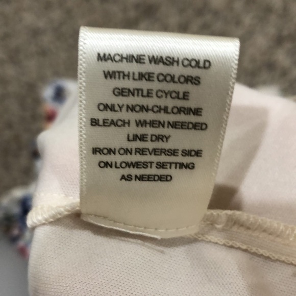 Nordstrom Row A Midi Dress Size Medium Cream Floral Print Flutter Sleeve - Picture 9 of 11